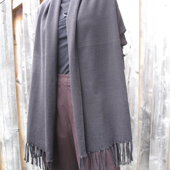 Soia & Kyo sweater/shawl